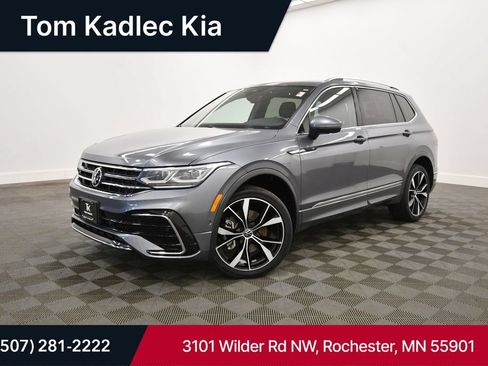 Used 2022 Volkswagen Tiguan SEL R-Line AWD/4WD image 1