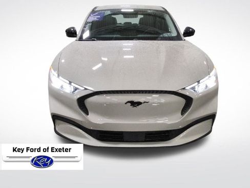 Used 2025 Ford Mustang Mach-E Select w/ Comfort Package Lite AWD/4WD image 4