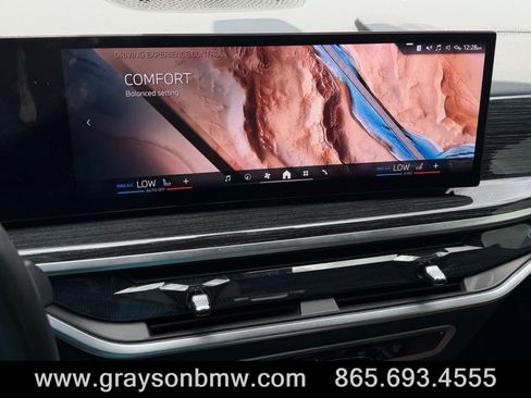 Used 2025 BMW X5 sDrive40i w/ M Sport Package RWD image 32