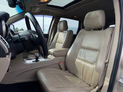 Used 2015 Jeep Grand Cherokee Limited AWD/4WD image 10