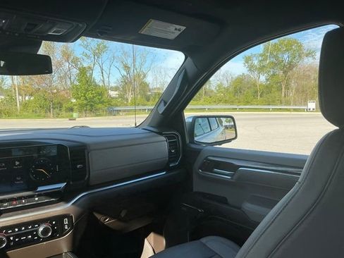 Used 2023 Chevrolet Silverado 1500 LTZ w/ LTZ Convenience Package II AWD/4WD image 29