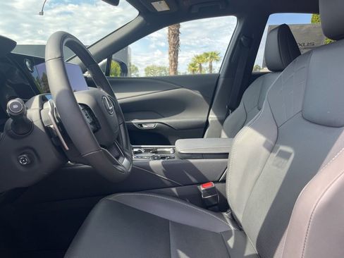 New 2026 Lexus RX 350h AWD/4WD image 4