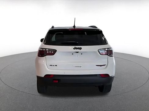 Used 2025 Jeep Compass Trailhawk image 11