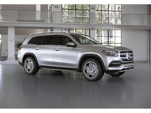 Used 2023 Mercedes-Benz GLS 450 4MATIC image 13