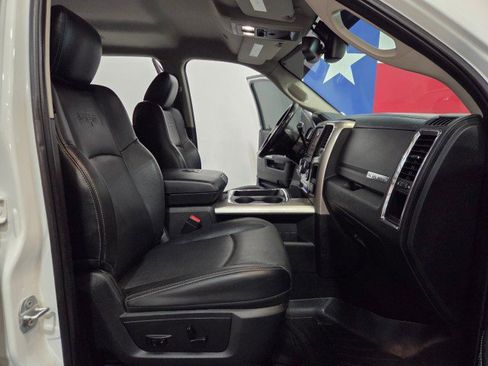 Used 2017 RAM 2500 Laramie w/ Sport Appearance Group image 8