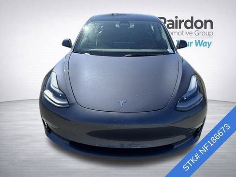 Used 2022 Tesla Model 3 image 2