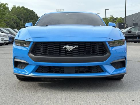 Used 2025 Ford Mustang Premium RWD image 8