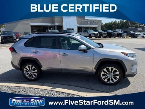 Used 2020 Toyota RAV4 XLE Premium FWD image 1
