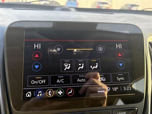 Used 2023 Chevrolet Malibu LT image 12