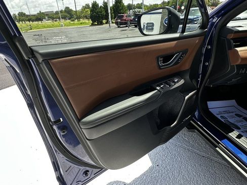 Certified 2026 Subaru Outback Touring AWD/4WD image 16