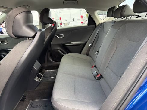 Used 2025 Kia K4 FWD image 14