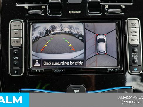 Used 2015 Nissan Leaf SL w/ Premium Package image 29