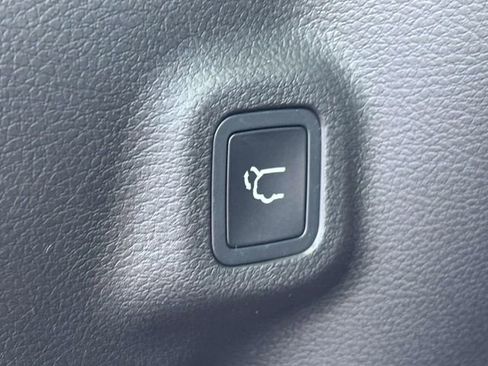 New 2026 Jeep Compass Limited image 34