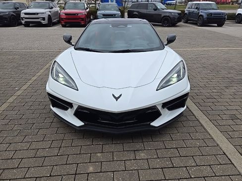 Used 2024 Chevrolet Corvette Stingray Premium Conv w/ Z51 Performance Package image 2