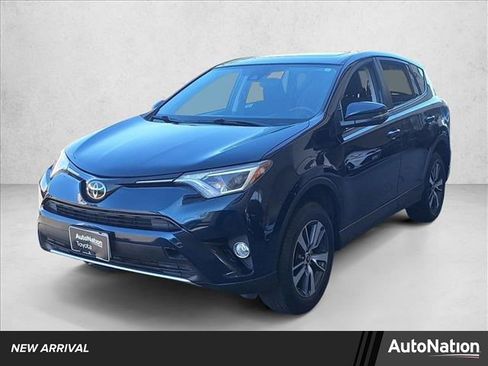 Used 2018 Toyota RAV4 XLE w/ All Weather Liner Package image 1