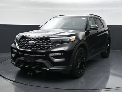 Used 2024 Ford Explorer ST w/ Technology Package AWD/4WD image 5