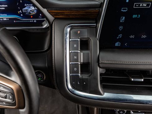 Used 2023 Chevrolet Tahoe High Country image 21