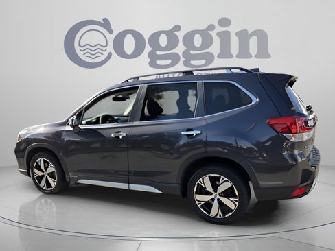 Used 2019 Subaru Forester Touring w/ Popular Package #3 AWD/4WD image 3