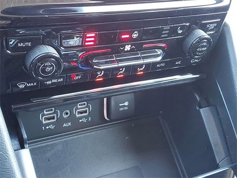 New 2025 Jeep Grand Cherokee L Altitude image 28