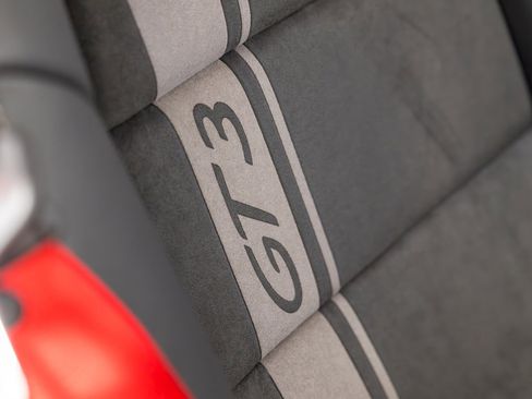 Used 2018 Porsche 911 GT3 w/ Sport Chrono Package image 30