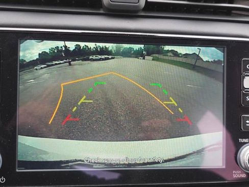 New 2025 Nissan Versa SR w/ Trunk Package image 4