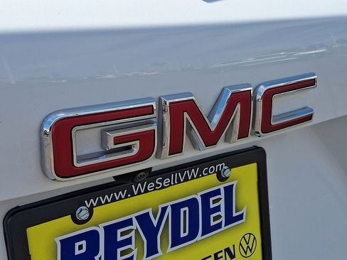 Used 2025 GMC Terrain Elevation w/ Elevation Premium Package AWD/4WD image 29