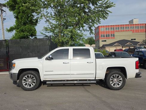 Used 2014 GMC Sierra 1500 SLT w/ SLT Crew Cab Value Package AWD/4WD image 5