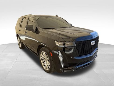 Used 2024 Cadillac Escalade Sport Platinum w/ LPO, ONYX Package AWD/4WD image 8