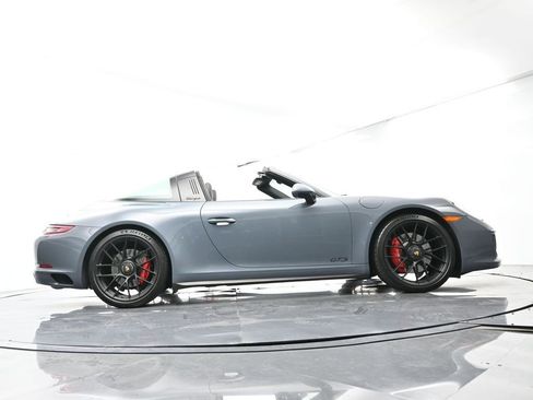 Certified 2018 Porsche 911 Targa 4 GTS image 64