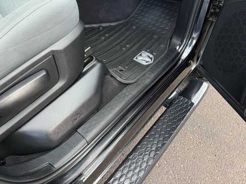 Used 2018 RAM 1500 Express w/ Express Value Package AWD/4WD image 32