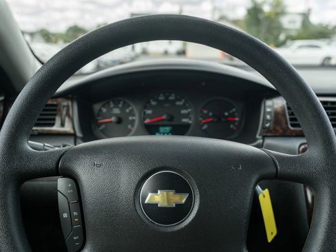 Used 2012 Chevrolet Impala LS image 16