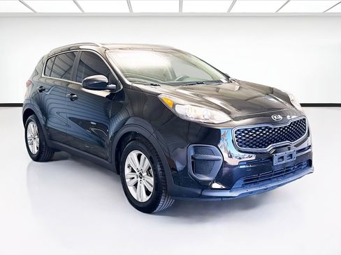 Used 2017 Kia Sportage LX w/ LX Popular Package image 3