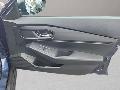 Used 2025 Honda Accord SE image 28