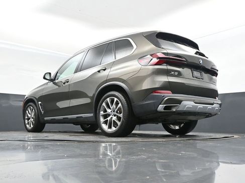 Certified 2025 BMW X5 xDrive40i w/ Premium Package image 41