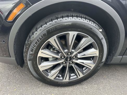 Used 2022 Lincoln Corsair Reserve w/ Equipment Group 201A image 6