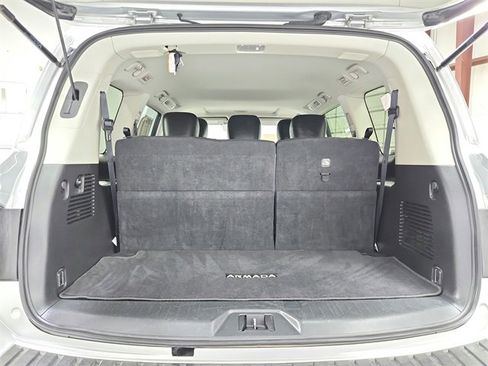 Used 2024 Nissan Armada SL image 48
