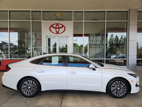 Used 2022 Hyundai Sonata Limited image 3