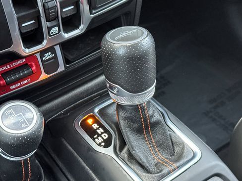 Used 2022 Jeep Gladiator Mojave w/ Trailer Tow Package image 21