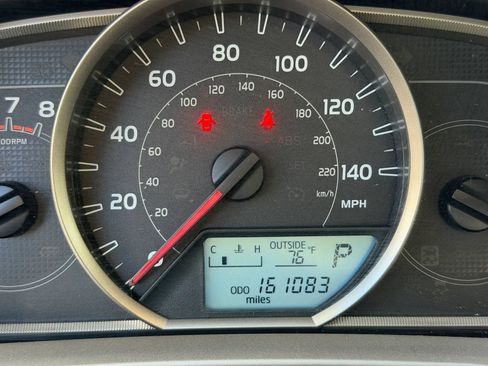 Used 2015 Toyota RAV4 XLE FWD image 40