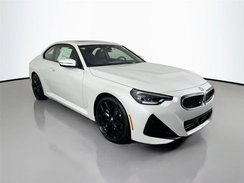 New 2026 BMW 230i xDrive Coupe w/ M Sport Package AWD/4WD image 8
