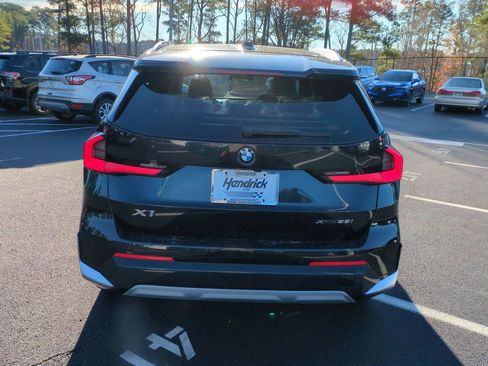 Certified 2026 BMW X1 xDrive28i w/ Convenience Package AWD/4WD image 9