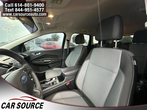 Used 2017 Ford Escape SE AWD/4WD image 14