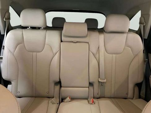 Used 2025 Kia Sorento S AWD/4WD image 67