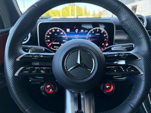 Used 2025 Mercedes-Benz GLC 43 AMG 4MATIC image 30