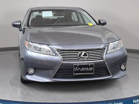 Used 2014 Lexus ES 350 w/ Luxury Package FWD image 3