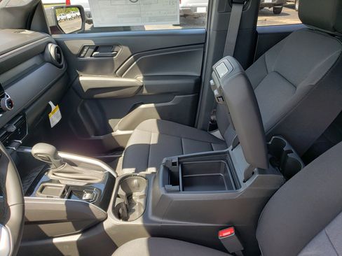 New 2026 Chevrolet Colorado W/T RWD image 26