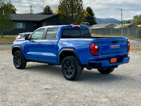 New 2025 GMC Canyon Elevation w/ Convenience Package image 3