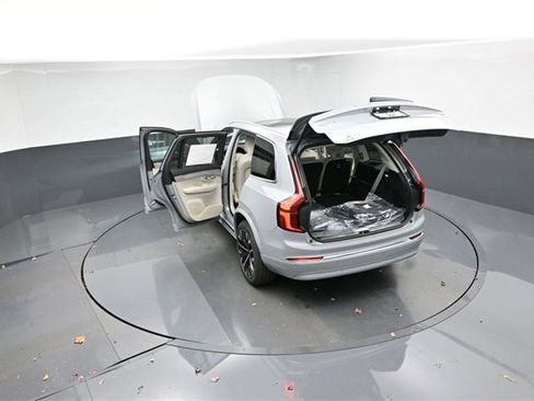 New 2026 Volvo XC90 B6 Ultra image 52