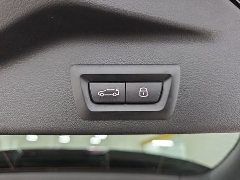 Certified 2024 BMW X5 xDrive40i w/ Premium Package AWD/4WD image 33