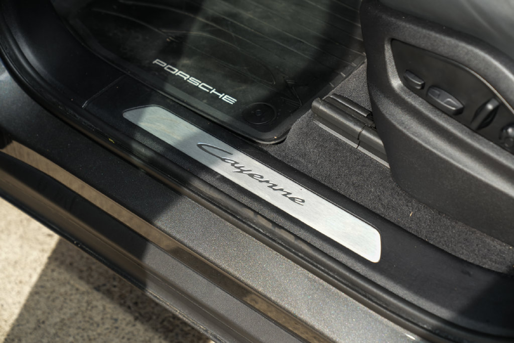 Certified 2026 Porsche Cayenne AWD/4WD image 20